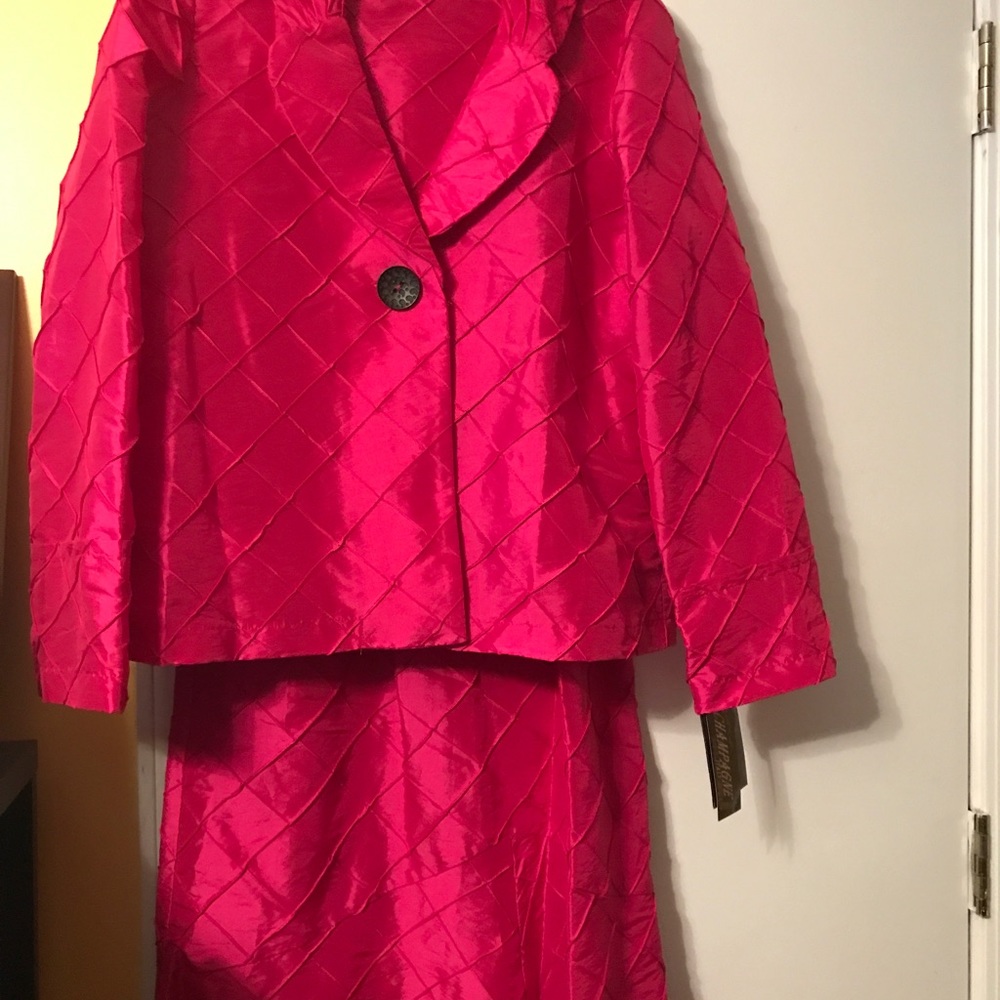 Misses Suit